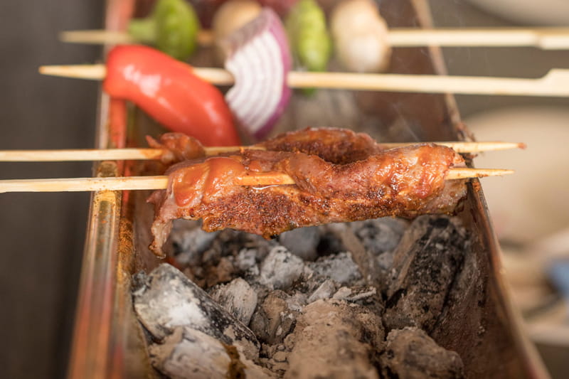 52020chefnotessnacksavorbbqhero