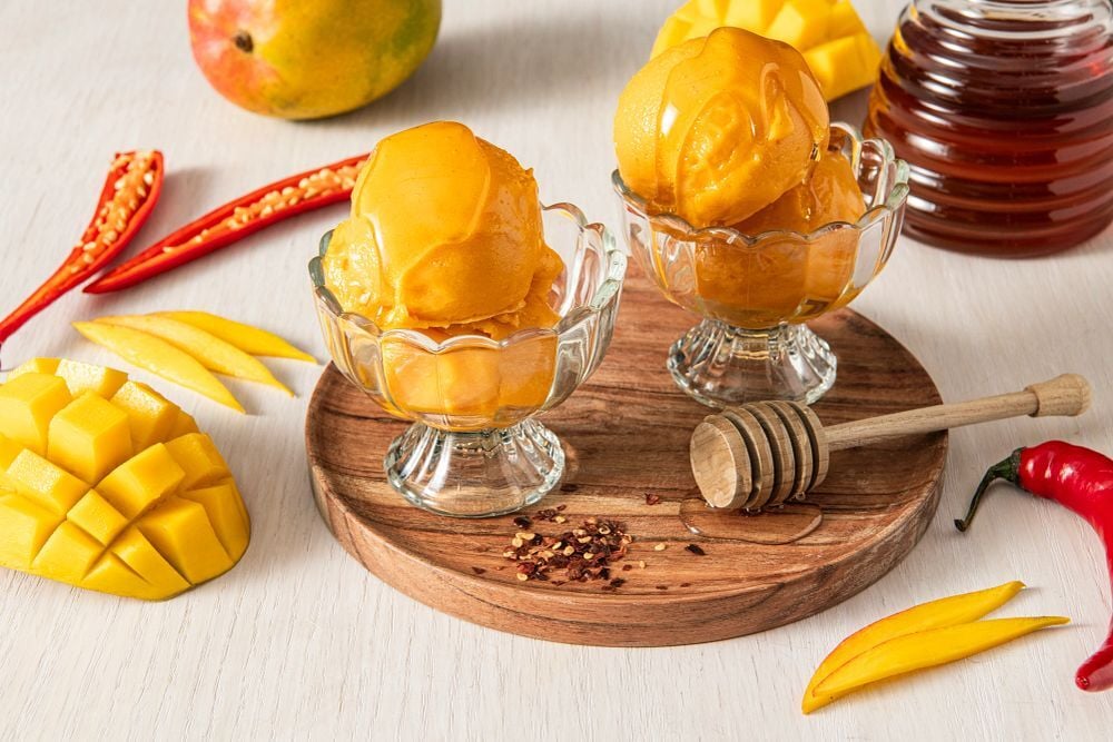 Flavor_Solutions_Hot_Honey_Mango_Sorbet_2024_2