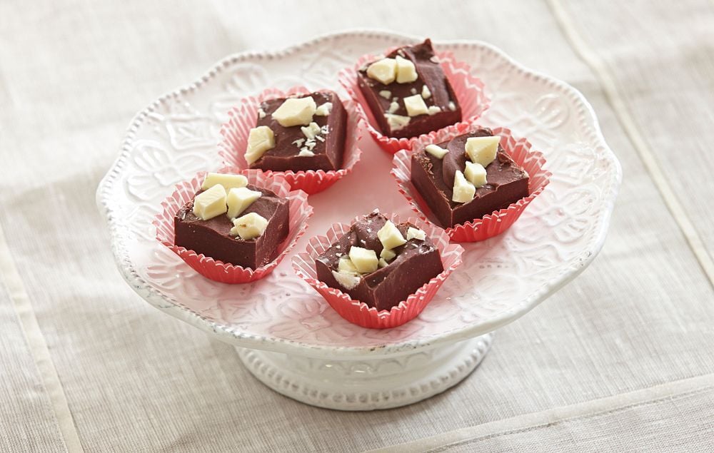 red_velvet_truffle_fudge